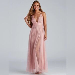 Tulle Plunging Formal Maxi Dress